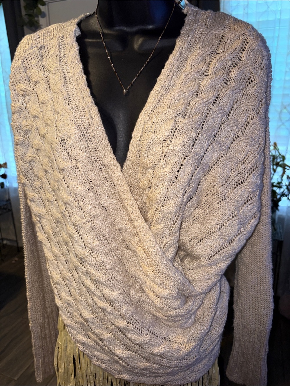 Easel Los Angeles Cozy Cream Cable Knit Wrap Sweater - Medium
